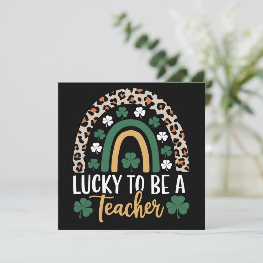 Zum Glück Lehrerin Rainbow St Patrick's Day Einladung (Stehend Vorderseite)