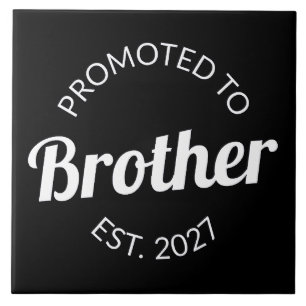 Zum großen Bruder befördert Est 2027 Big Brother I Fliese