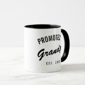 Zum Opa befördert Est. 2026 Tasse (VorderseiteRechts)