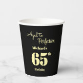 Zum perfekten Alter - Männer 65. Geburtstag Pappbecher (Vorderseite)
