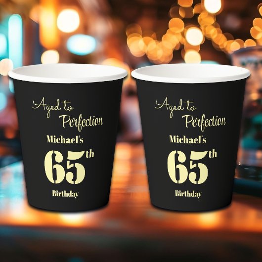 Zum perfekten Alter - Männer 65. Geburtstag Pappbecher