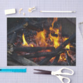 Zünden Sie die Flammen an Seidenpapier (Handwerk)