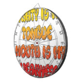 Zunge Zunge: Funny Zunge Zitat Farbiger Text Kunst Dartscheibe (Vorderseite rechts)