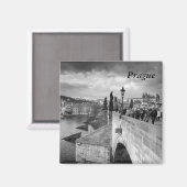zur Karlsbrücke unter einem stürmischen Himmel in  Magnet (Vorderseite/Rückseite)