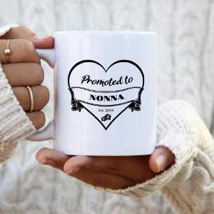 Zur Nonna befördert Kaffeetasse