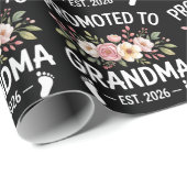 Zur Oma befördert 2026 Erste Nana Floral Geschenkpapier (Rolleneckpunkt)