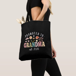 Zur Oma befördert Est 2026 Florale Zukunft Oma Tasche