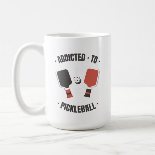 Zur Tasse des Pickleball-Kaffees (Links)
