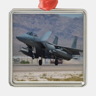 Zurück an der Basis Ornament Aus Metall