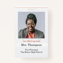 Zurück zu Schuladministrator-ID-Abzeichen mit Foto