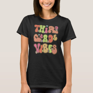 Zurück zur dritten Klasse Vibes 3rd Grade Team VI T-Shirt