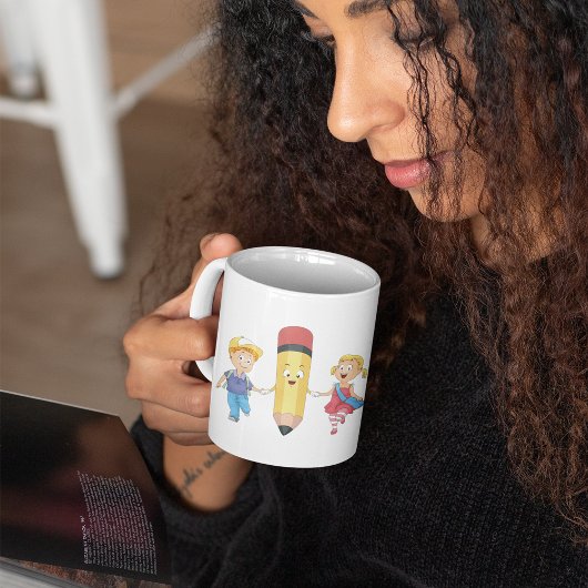 Zurück zur Schule Cartoon Happy Pencil und Kids Kaffeetasse