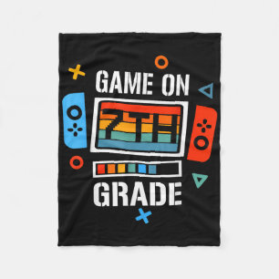 Zurück zur Schule Game On 7. Klasse Lustiger Gamer Fleecedecke