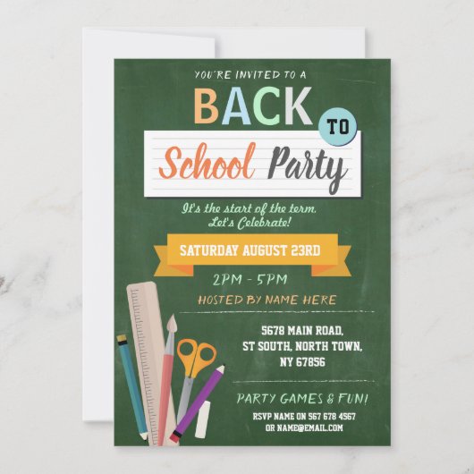 Zurück zur Schule Party Green Chalkboard Spaß einl Einladung (Vorderseite)
