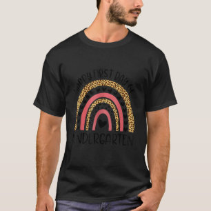 Zurück zur Schule Rainbow zum ersten Kindertag T-Shirt