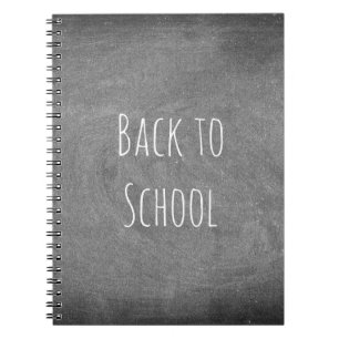 Zurück zur Schwarz-weißen Typografie-Tafel der Sch Notizblock