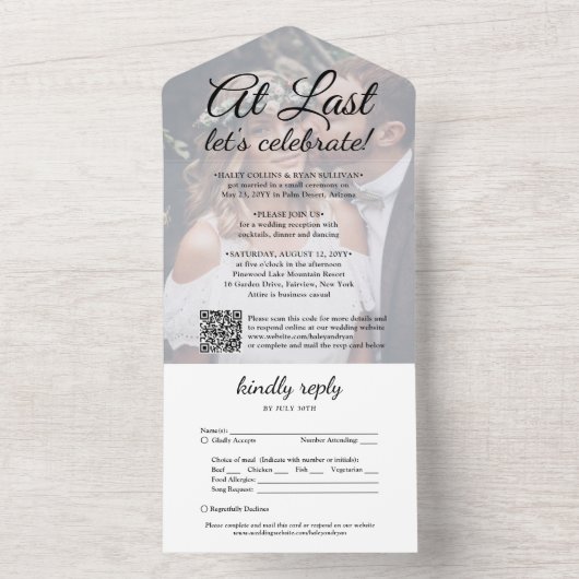 Zurückgestellte QR-Code für die Hochzeitempfehlung All In One Einladung (Innen Boden)