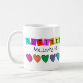 "Zurückgezogen und es liebend" T - Shirts und Kaffeetasse (Links)