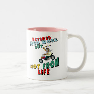 Zurückgezogen von der Arbeit Zweifarbige Tasse
