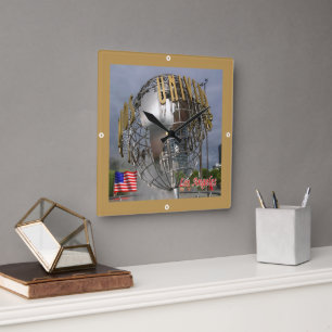 zUS165 UNIVERSELL STUDIO, Los Angeles, Quadratische Wanduhr