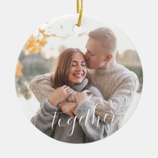 Zusammen mit dem zweiseitigen Custom Foto Rustic M Keramik Ornament (Vorne)