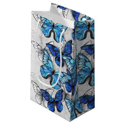 Zusammensetzung der weißen und blauen Schmetterlin Kleine Geschenktüte (Vorderseite Schrägansicht)