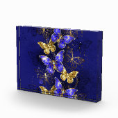Zusammensetzung mit Sapphire-Schmetterlingen Fotoblock (Rechts)