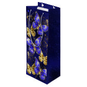 Zusammensetzung mit Sapphire-Schmetterlingen Geschenktüte Für Weinflaschen (Rückseite Schrägansicht)