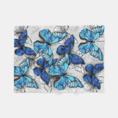 Zusammensetzung von White und Blue Butterflies Fleecedecke (Vorderseite (Horizontal))