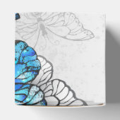 Zusammensetzung von White und Blue Butterflies Geschenkschachtel (Oben)