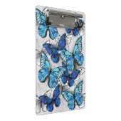 Zusammensetzung von White und Blue Butterflies Mini Klemmbrett (Schrägansicht)