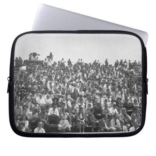 Zuschauer Laptopschutzhülle (Vorderseite)
