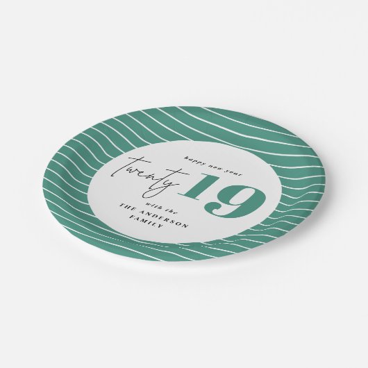 Zwanzigjähriges Party Pappteller (Schrägansicht)