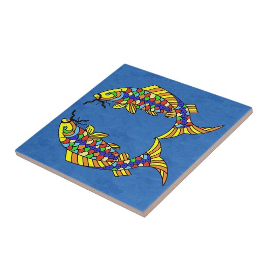 Zwei Abstrakte Extravagante Fische auf Deep Blue Fliese (Seite)