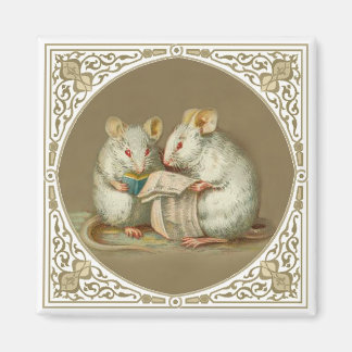 Zwei anthropomorphes White Mäuse Reading Paper Magnet