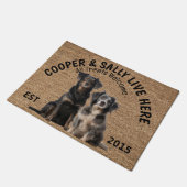 Zwei australische Schäferhunde Personalisierter Hu Fußmatte (Schrägansicht)