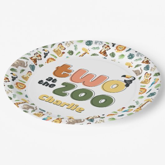 Zwei bei der Zoo Safari Animal Birthday Party Pappteller (Schrägansicht)