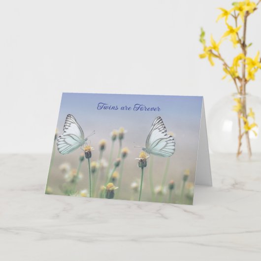 Zwei blaue Schmetterlinge - Beileid mit doppeltem Karte (Gelbe Blume)