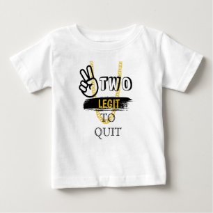 ZWEI BÜCHER, DIE DEN 2. Geburtstag-T - Shirt been