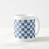 Zwei Buchstaben Worte Blau und Weiß Intrl. Version Kaffeetasse (VorderseiteRechts)