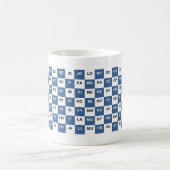 Zwei Buchstaben Worte Blau und Weiß Intrl. Version Kaffeetasse (Mittel)