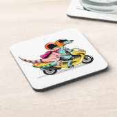 Zwei Cartoon-Raptoren fahren mit einem Motorroller Getränkeuntersetzer (Linke Seite)