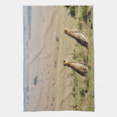 Zwei Cheetahs im Blick Handtuch (Vertikal)