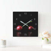 Zwei Cherries Gray Script Roman Numbers wca Quadratische Wanduhr (Zuhause)