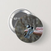 Zwei Chickadees auf einer Hand Button (Vorne & Hinten)