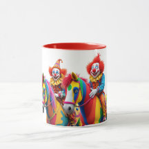 Zwei Clowns auf ihren Pferden.