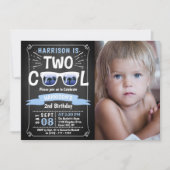 Zwei Coole Boys Chalkboard Foto 2. Geburtstag Einladung (Vorderseite)
