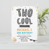 ZWEI coole Geburtstagseinladung Einladung (Stehend Vorderseite)