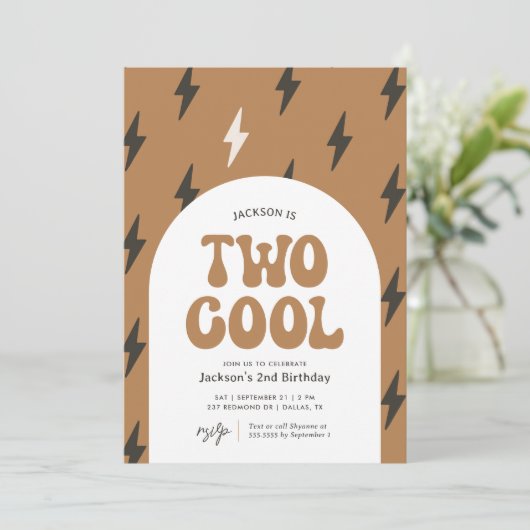 Zwei Coole Retro 2. Geburtstag Einladung (Stehend Vorderseite)