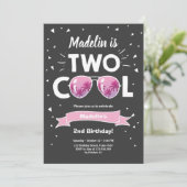 Zwei Coole Sommersonnenbrille Girl 2. Geburtstag I Einladung (Stehend Vorderseite)